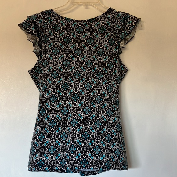 Suzie in the City petite large top - Picture 2 of 5